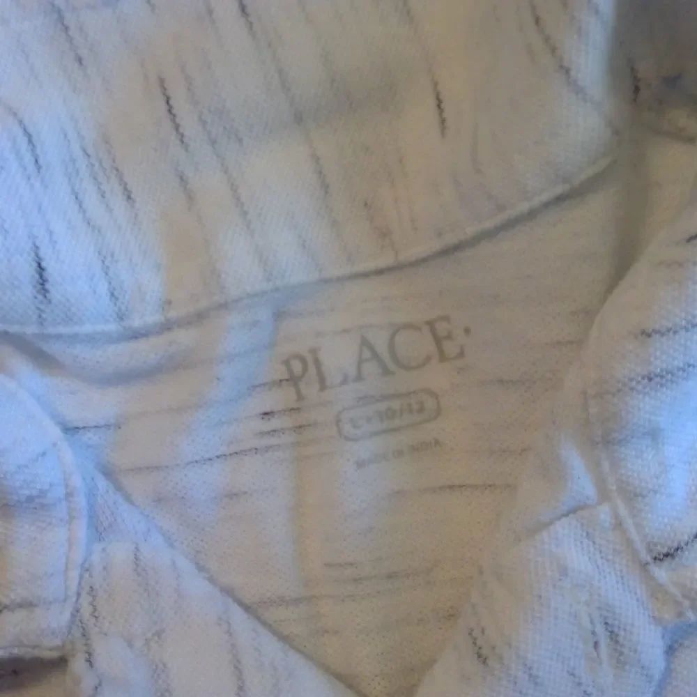 2 boys collar shirts - Picture 3 of 3